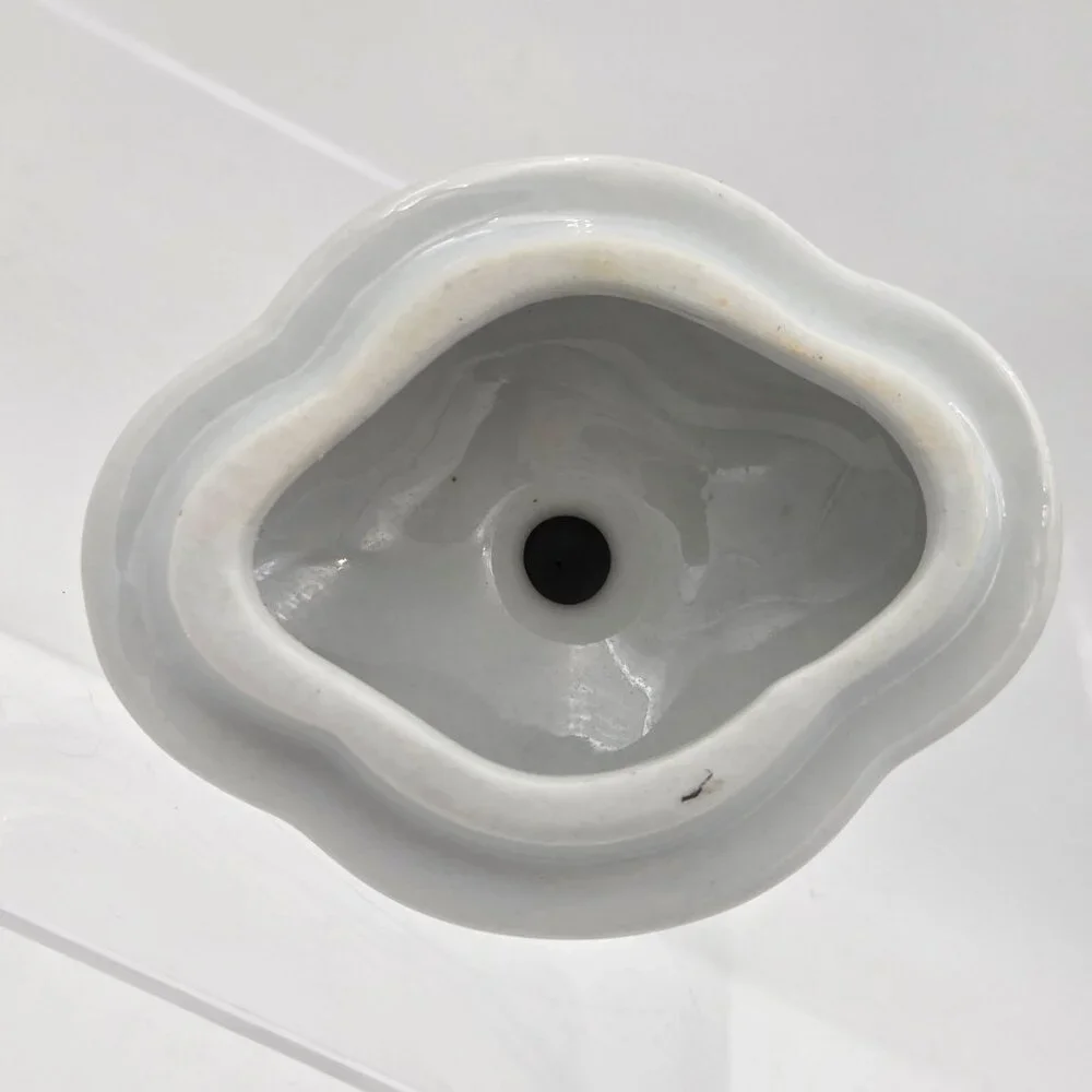 Bombay Asian Garden Teapot Fitted Lid Ceramic Cobalt Blue and White Floral - Picture 5 of 10